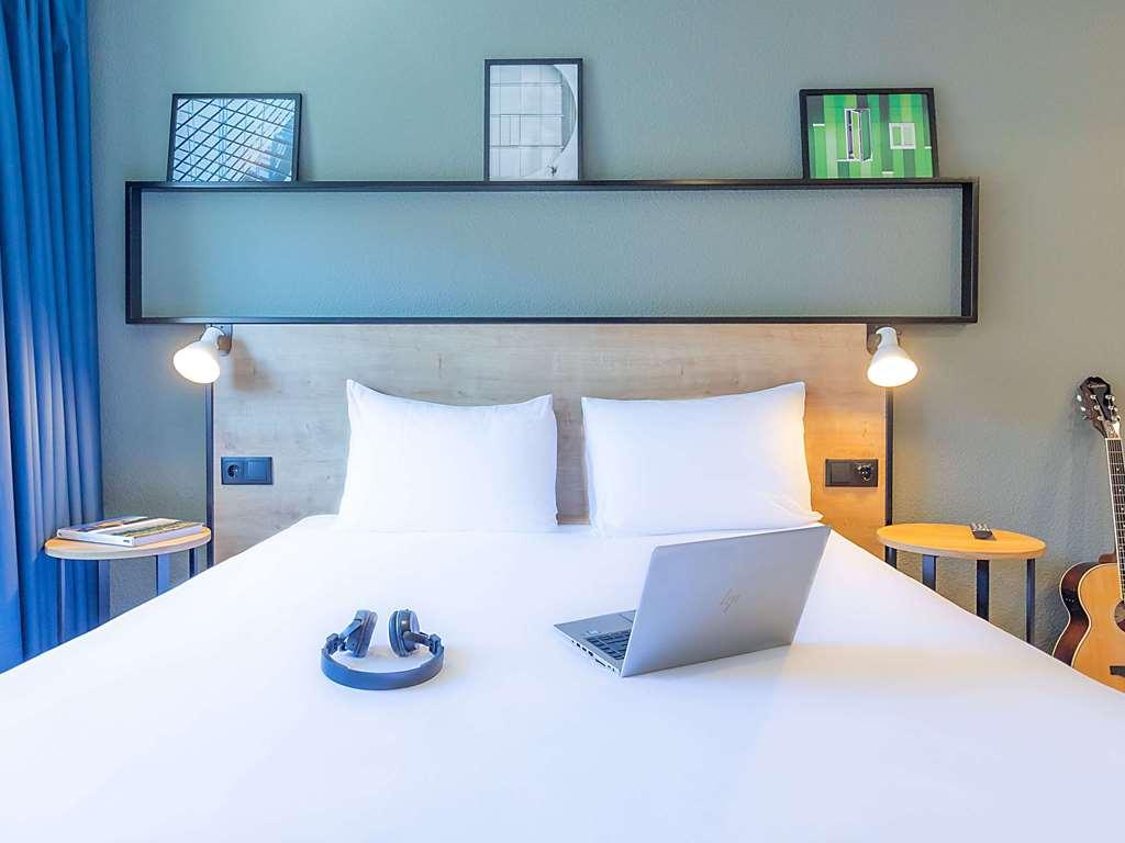 Hotel Ibis Bragança Habitación foto